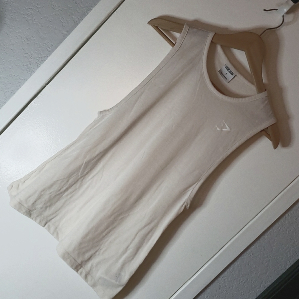 Gymshark small light pink tank top